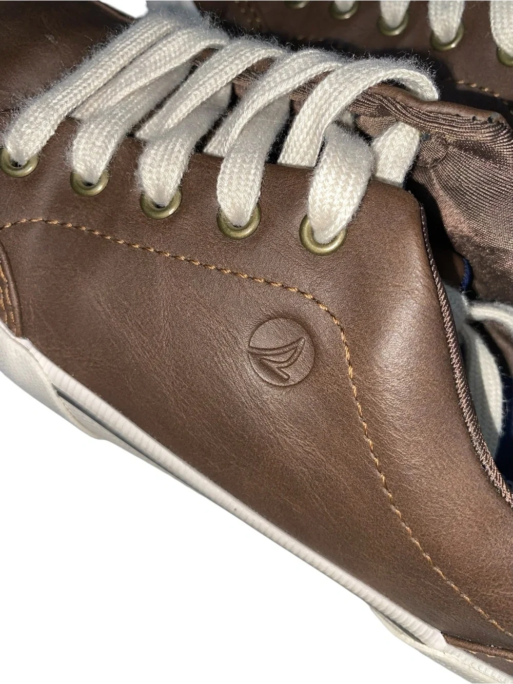 Sperry Boys Harbor Tide Sneaker Chocolate Brown Faux Leather White Laces Size 3